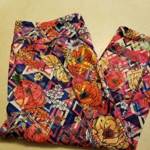 Lularoe XL Jade capri workout pants EUC